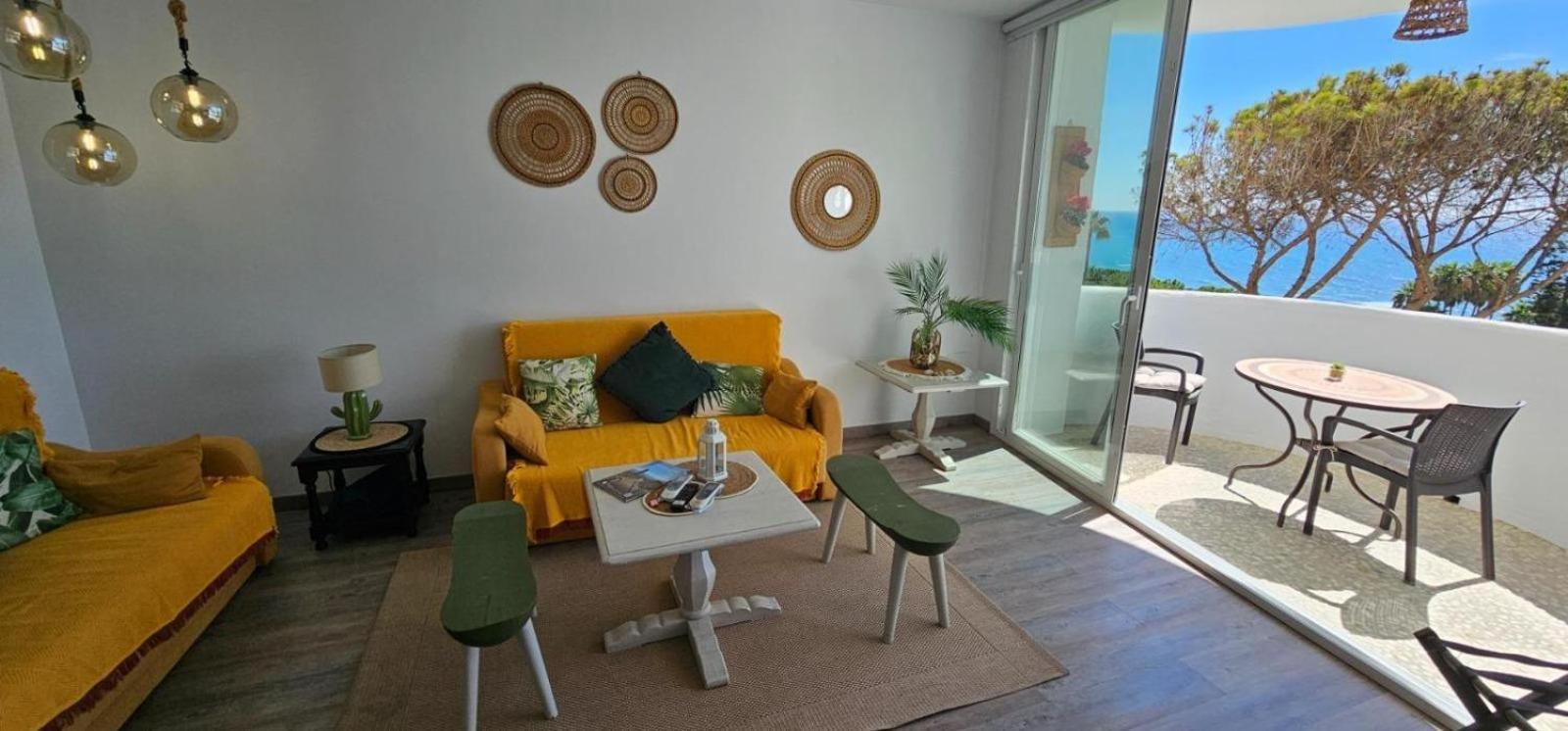 Beachfront Apartment In Calahonda MIJAS COSTA Exterior foto